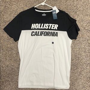 Hollister Graphic Tee— Brand New!